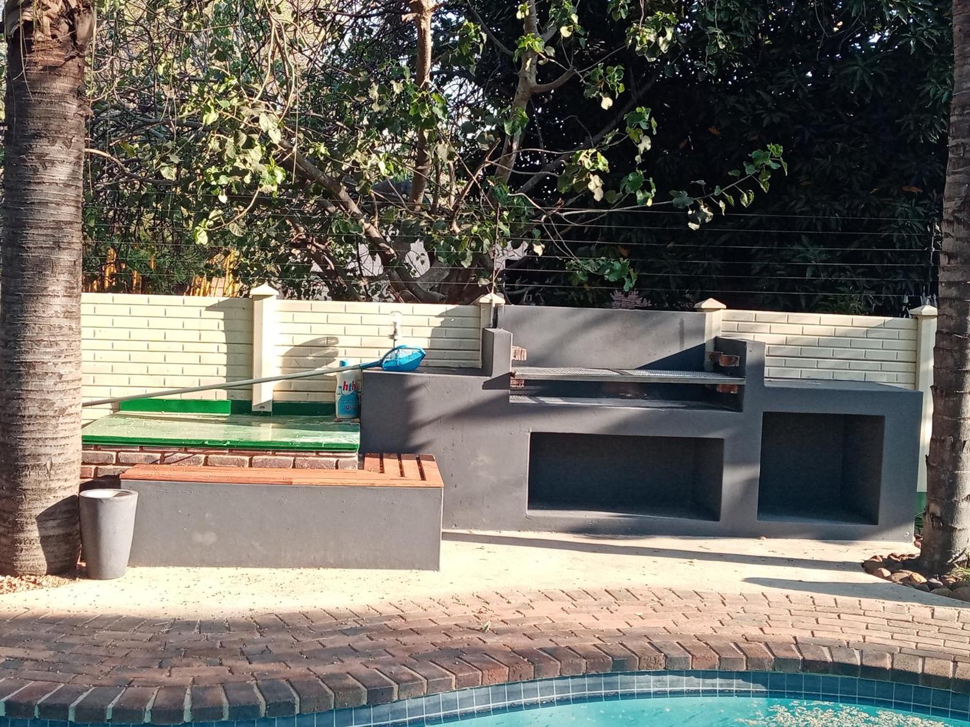 De La Rose Guesthouse Lephalale Εξωτερικό φωτογραφία