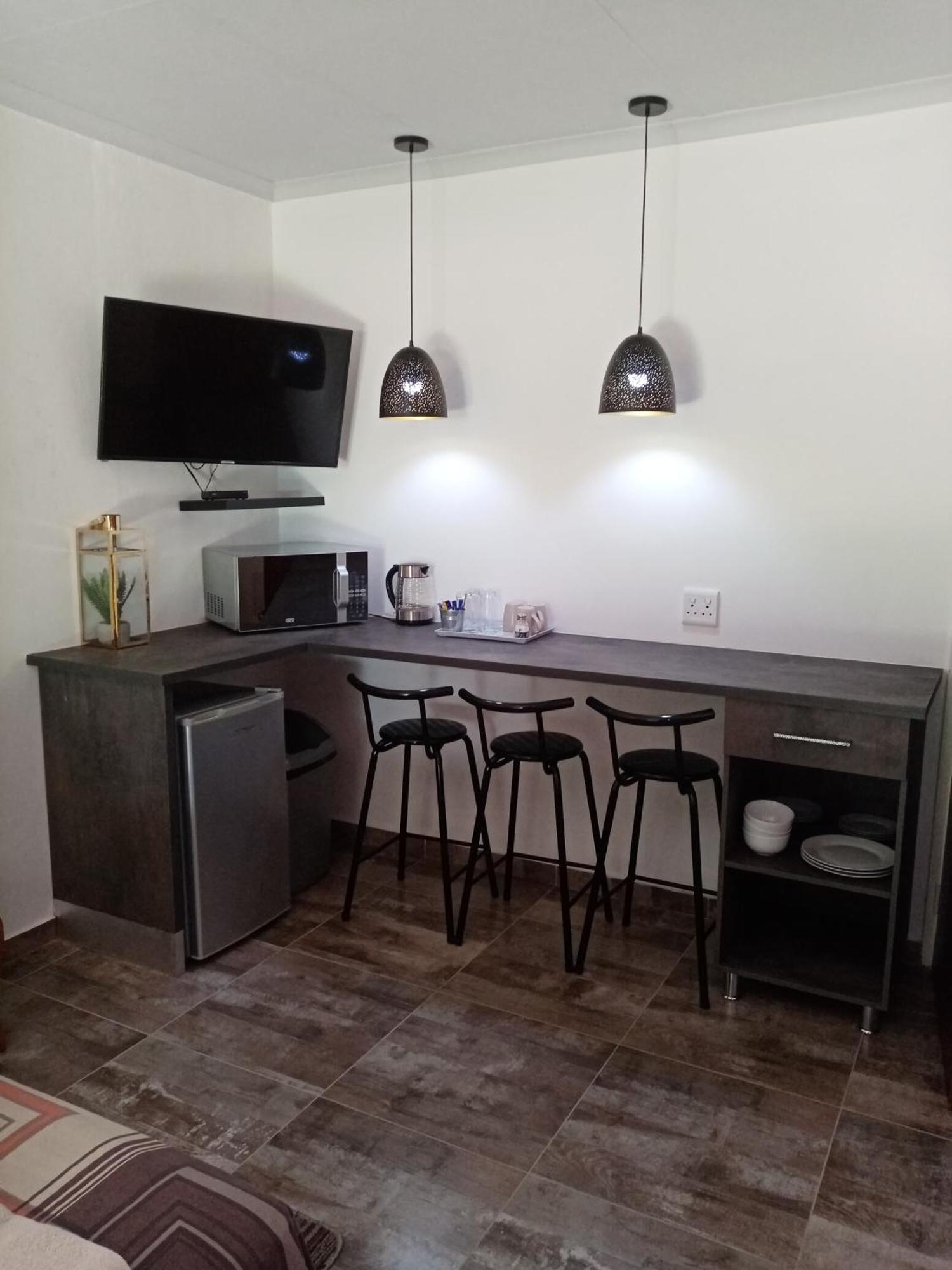 De La Rose Guesthouse Lephalale Εξωτερικό φωτογραφία