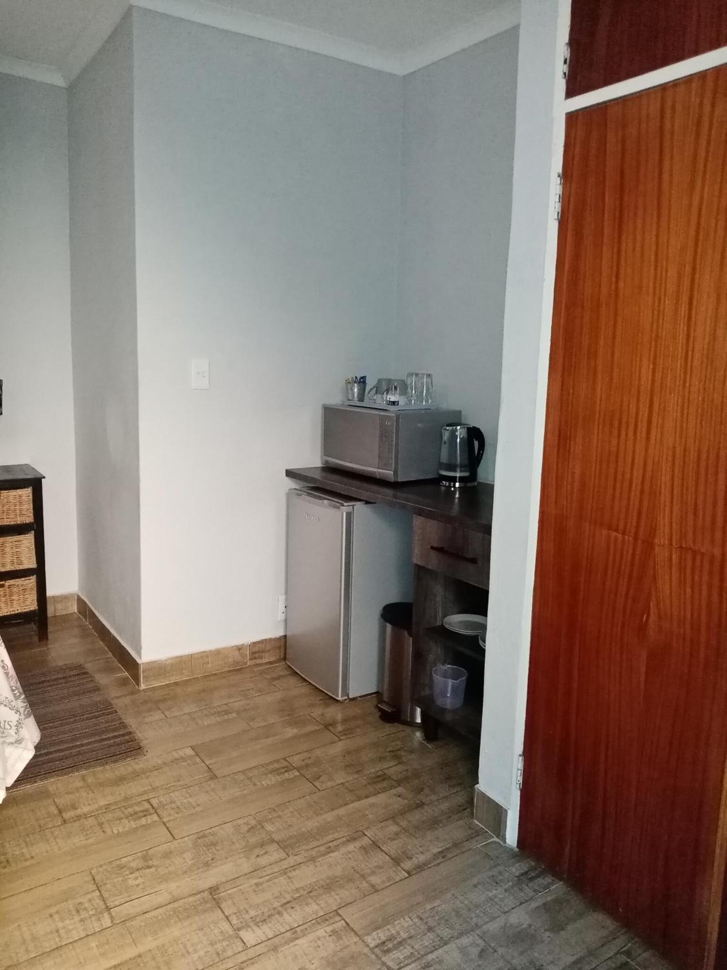 De La Rose Guesthouse Lephalale Εξωτερικό φωτογραφία
