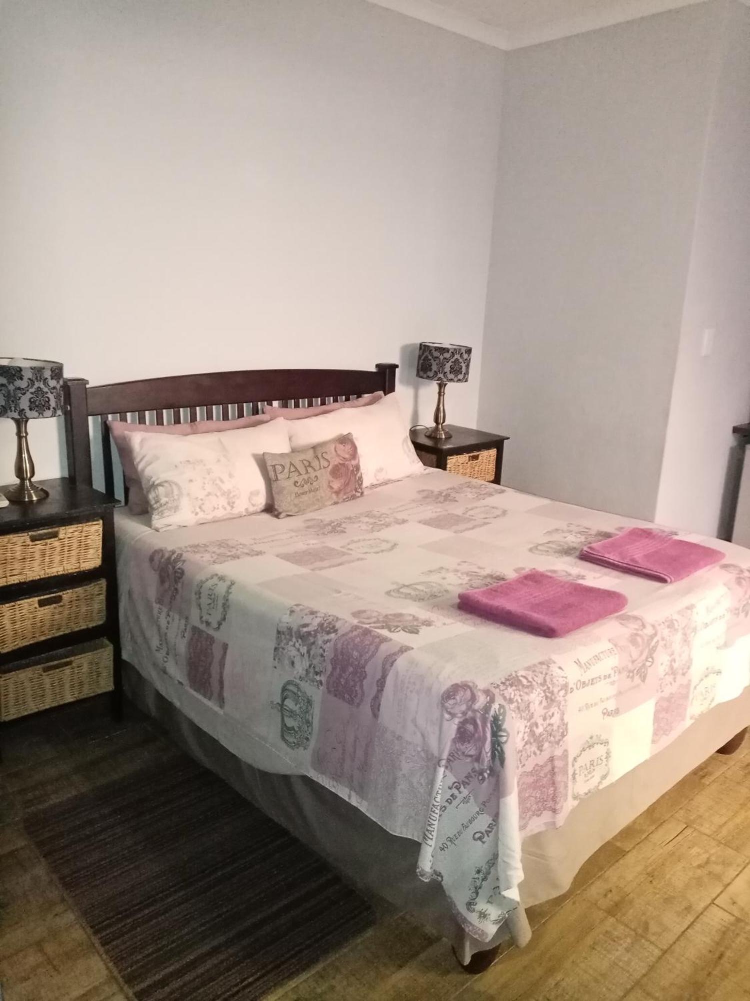 De La Rose Guesthouse Lephalale Εξωτερικό φωτογραφία